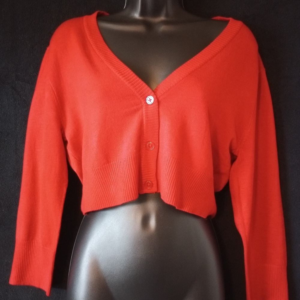 Red Cropped Buttoned Sweater